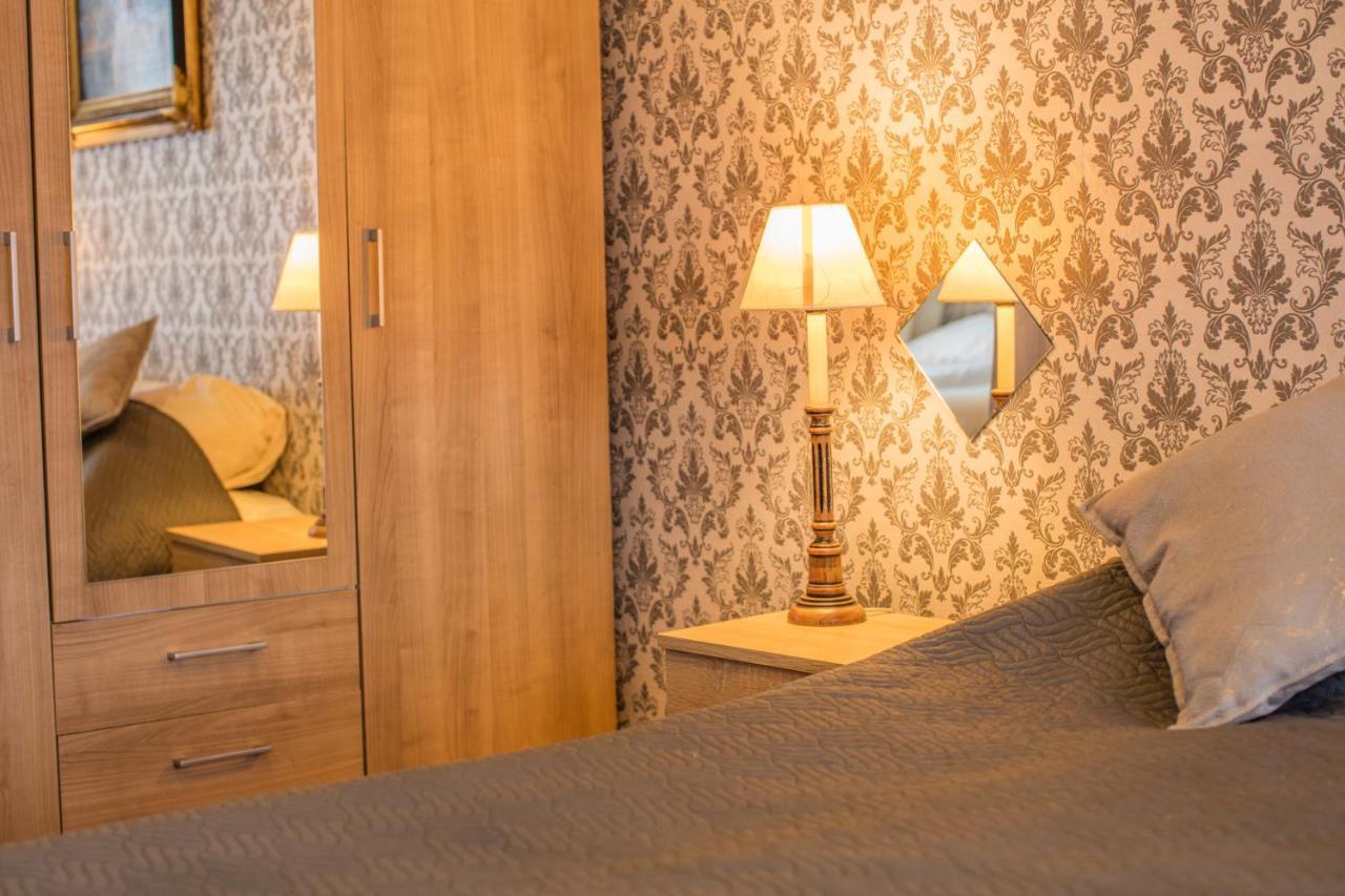 Hotel Le Provencal Слейс Екстер'єр фото